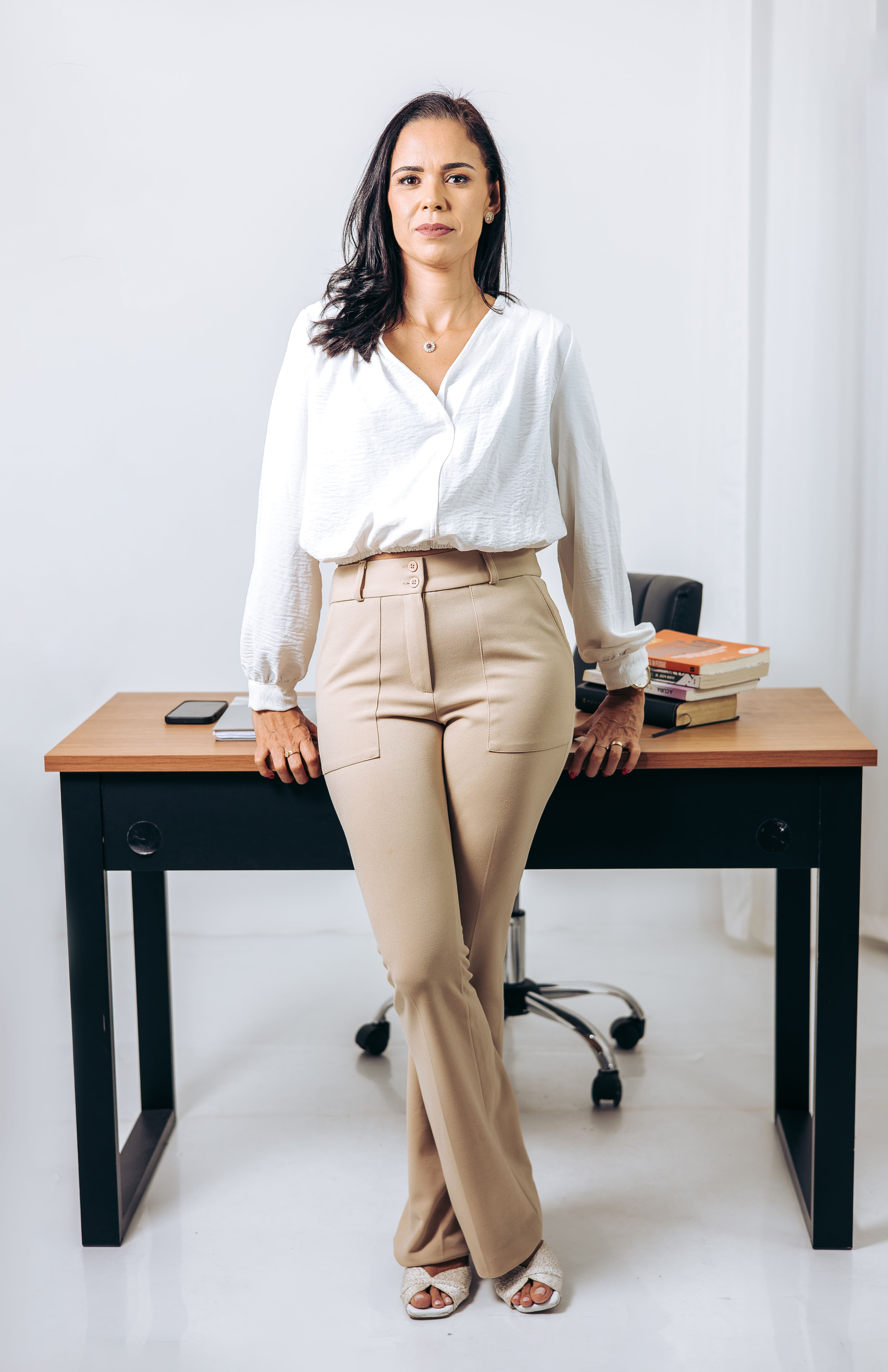 Giselli acolhendo mulheres na mentoria